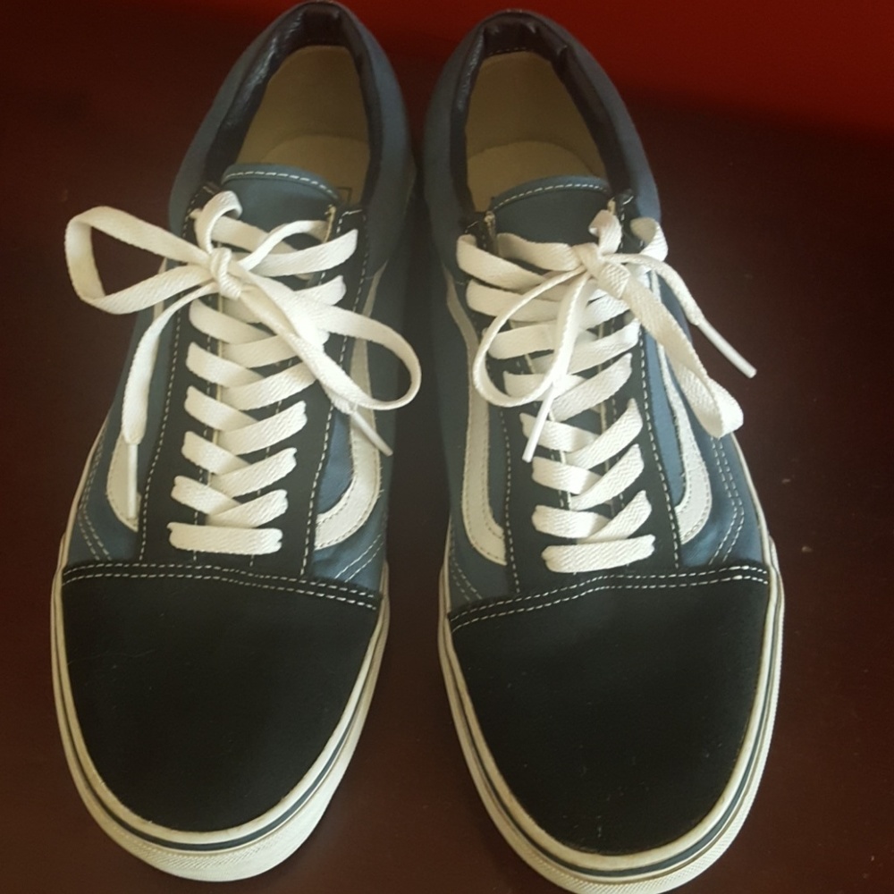 Vans skate board shoes